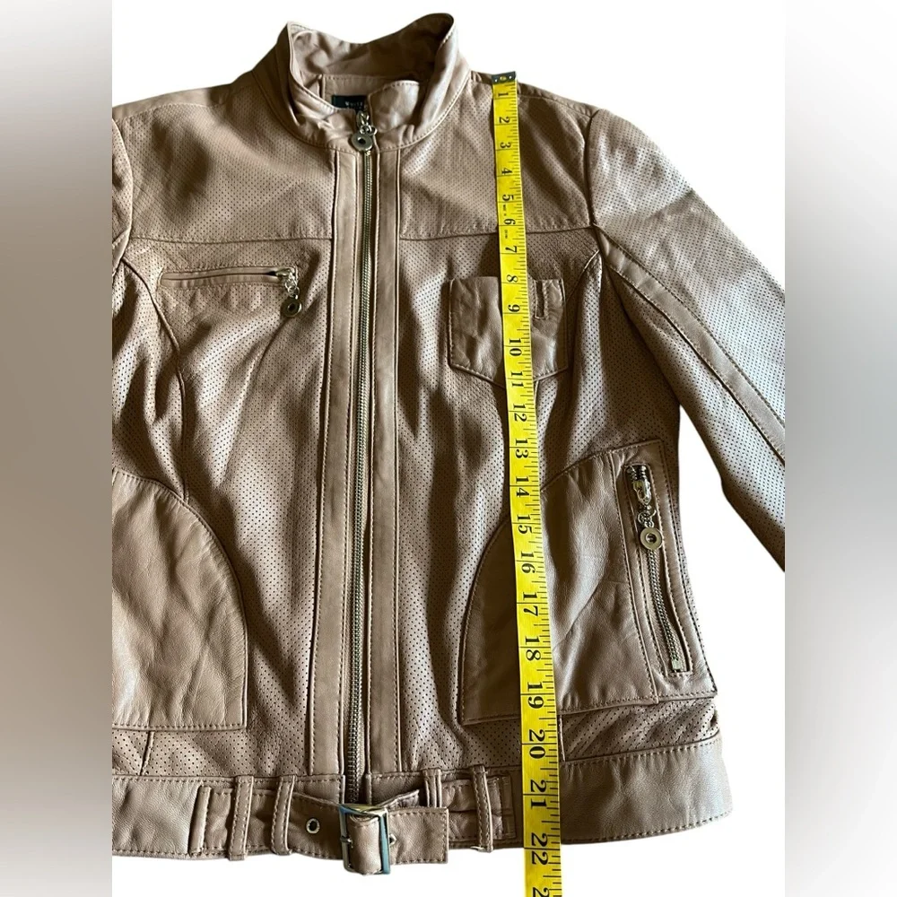 White House Black Market Light Mocha 100% Leather Perforated Moto Jacket Sz S - Picture 8 of 11